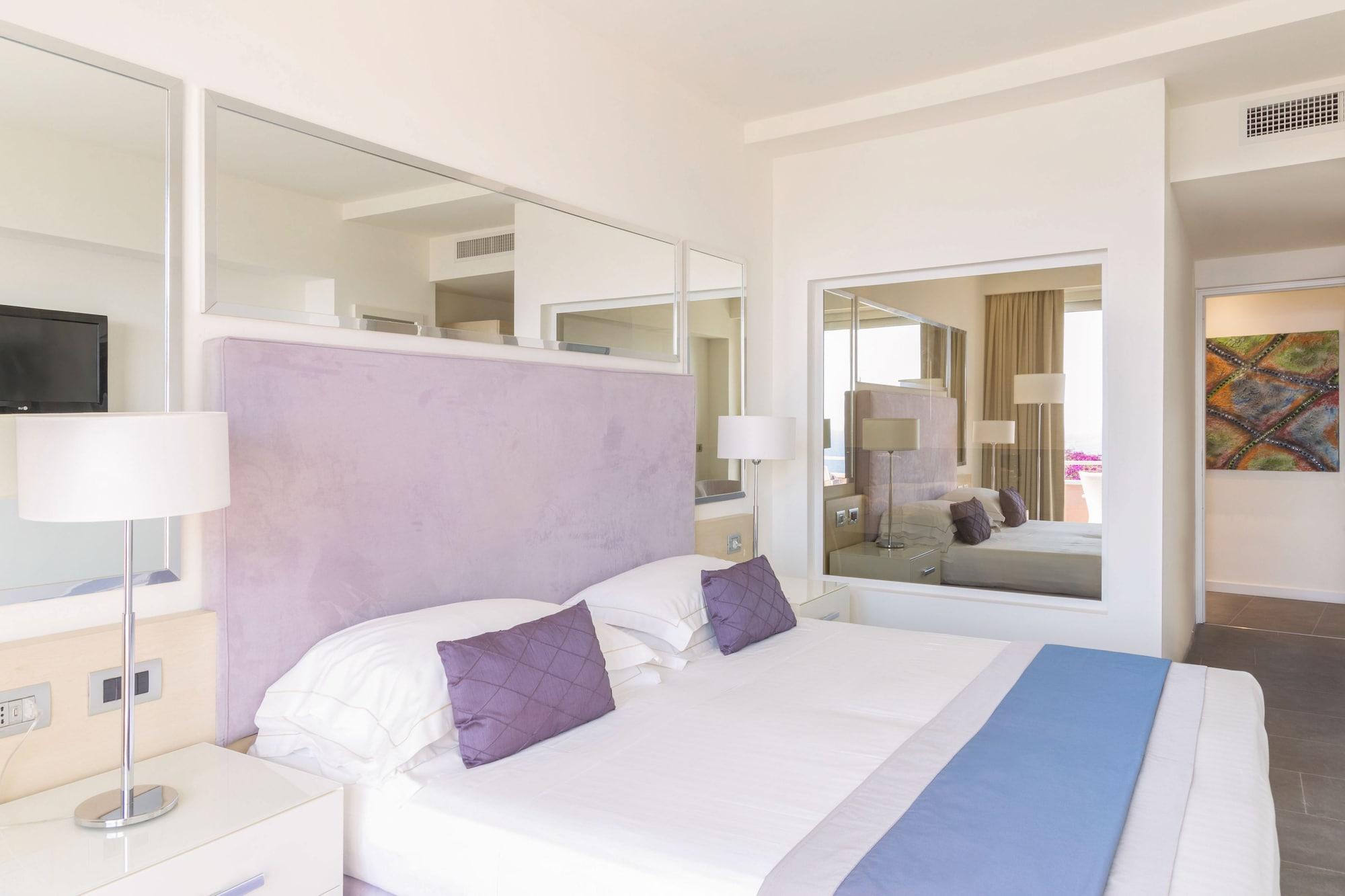 Crystal Sea Hotel Форца-д'Агро Экстерьер фото