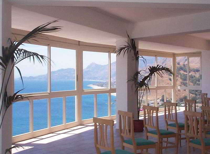 Crystal Sea Hotel Форца-д'Агро Экстерьер фото