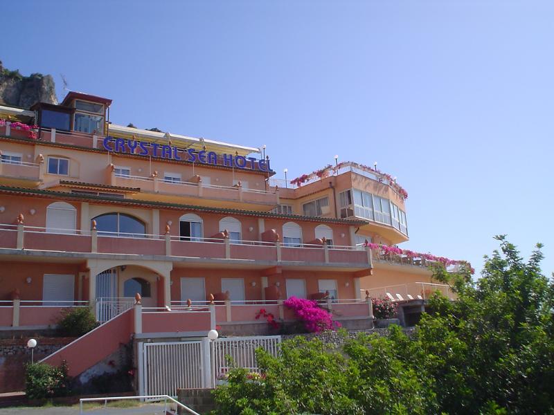 Crystal Sea Hotel Форца-д'Агро Экстерьер фото