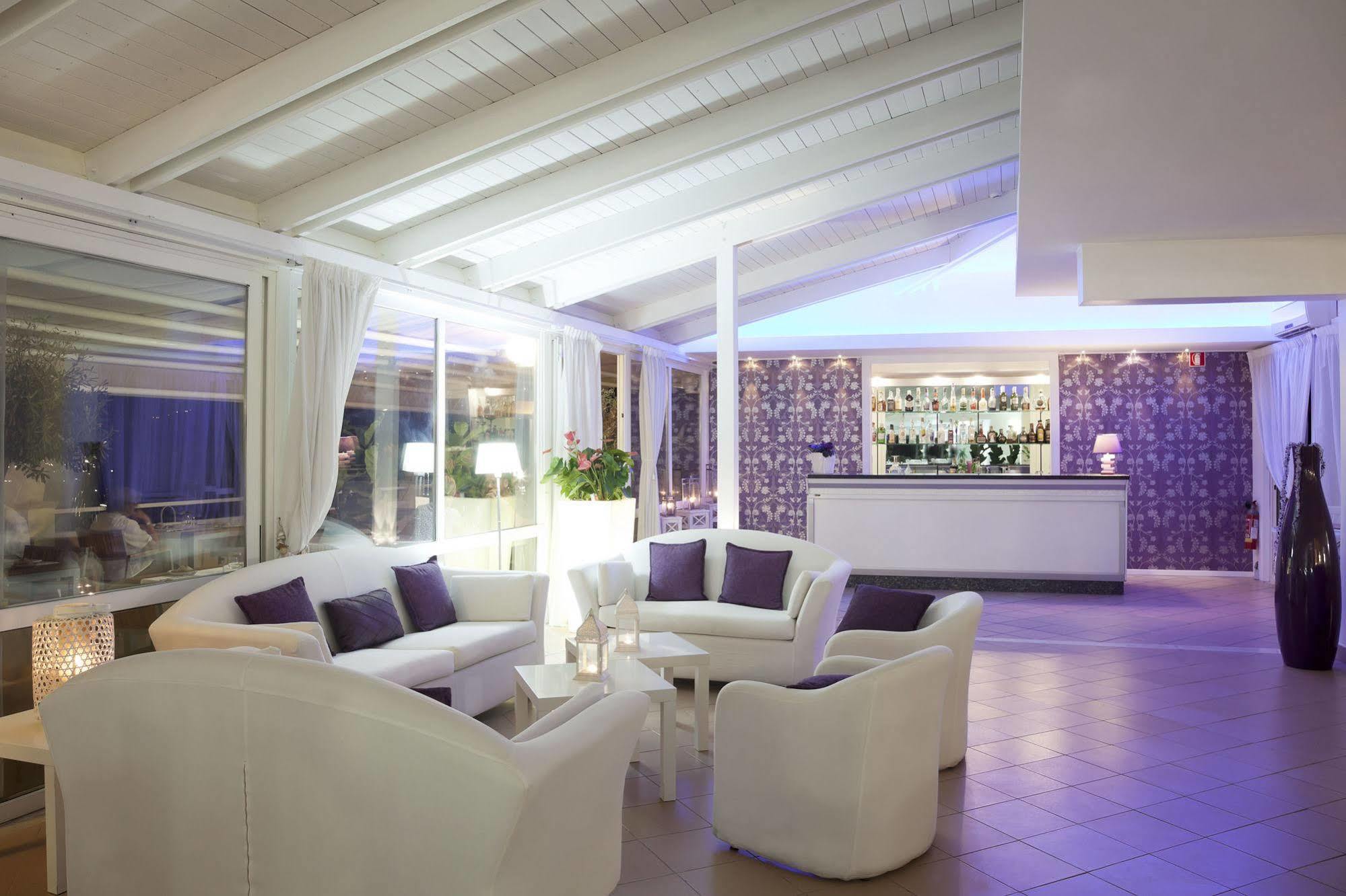Crystal Sea Hotel Форца-д'Агро Экстерьер фото