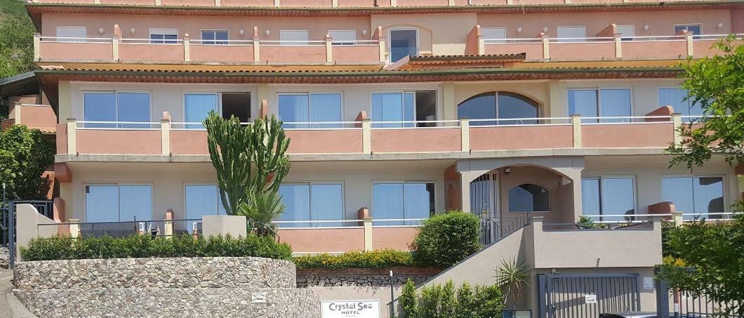 Crystal Sea Hotel Форца-д'Агро Экстерьер фото